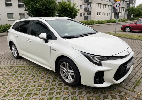Suzuki Swace cena 85500 przebieg: 40000, rok produkcji 2020 z Szczecin małe 46
